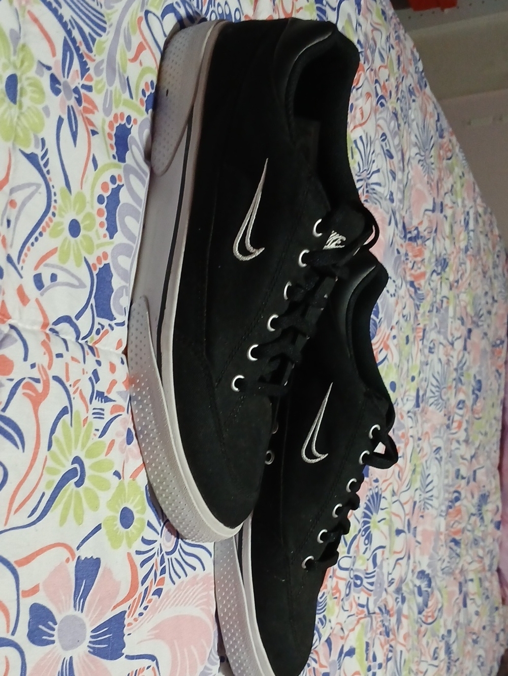 Nike GTS Retro Black and White Low-Top Sneakers